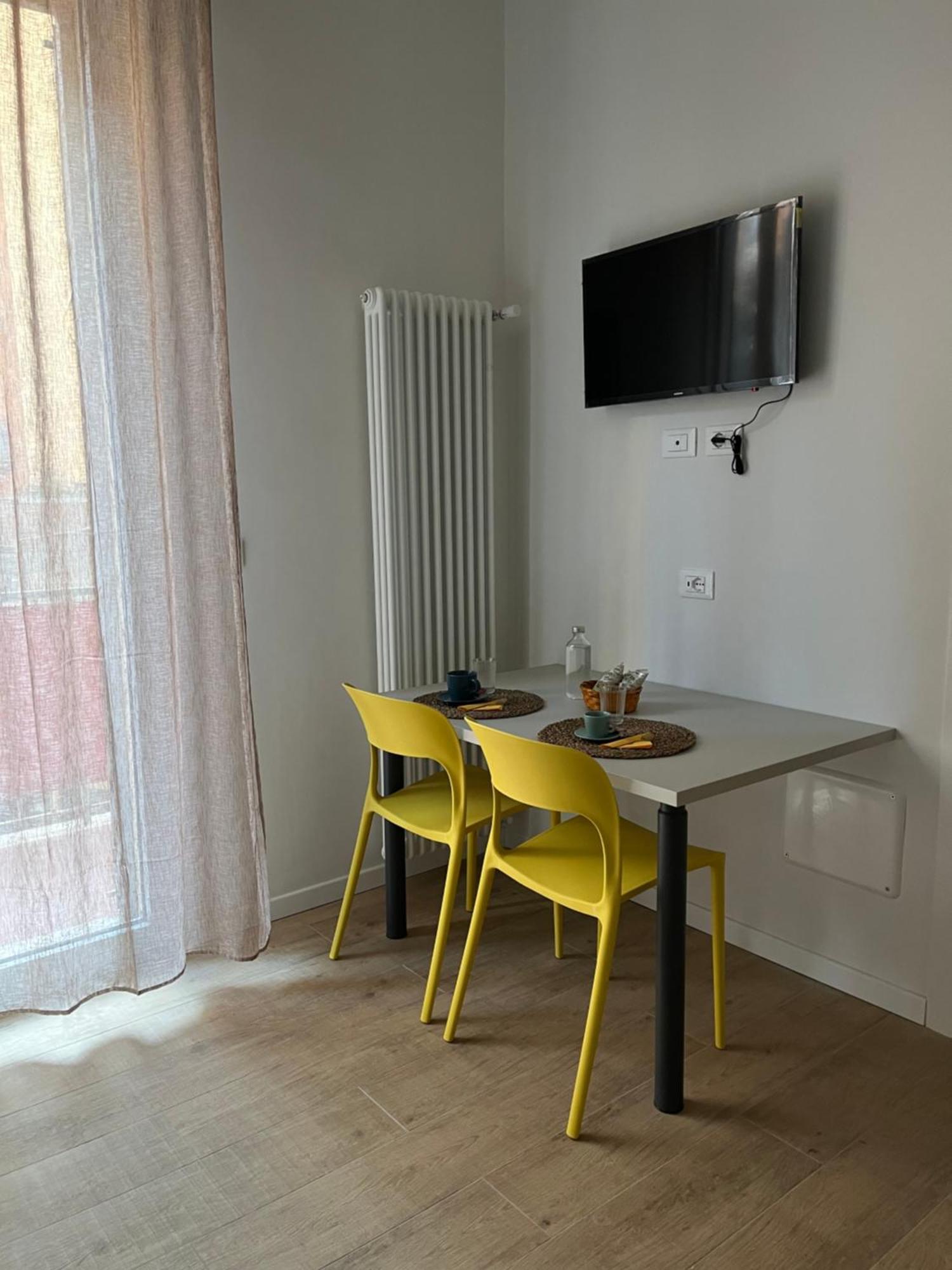 Calari Rooms - Affittacamere Boloňa Exteriér fotografie