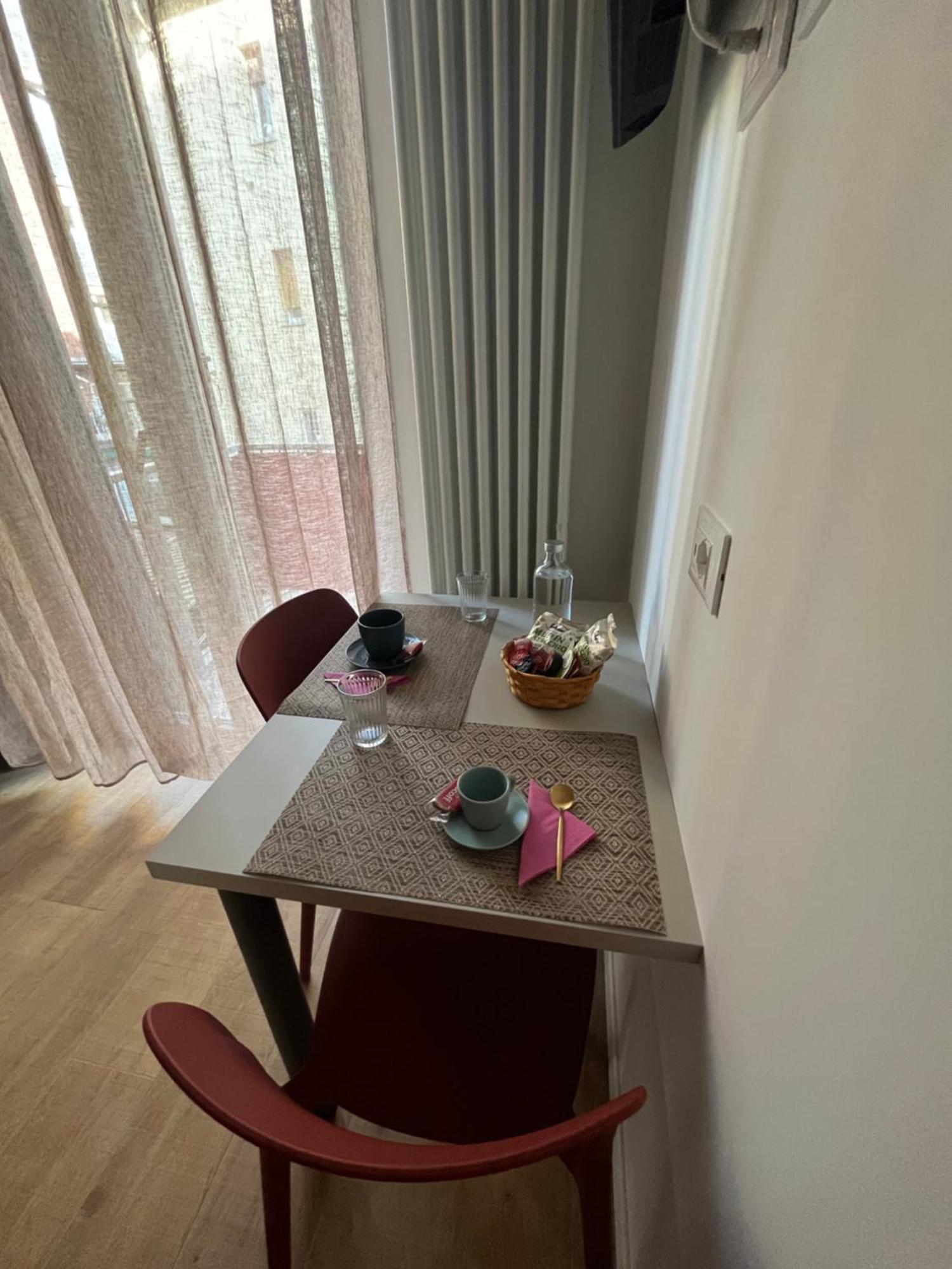 Calari Rooms - Affittacamere Boloňa Exteriér fotografie